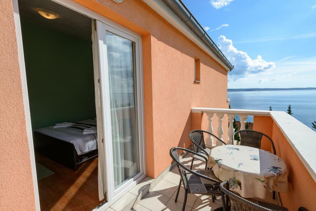 Apartments Maris Starigrad Paklenica Exterior photo